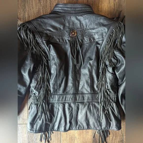 Harley Davidson Women Large MIRAGE Black Leather Fringe Jacket w/ Metal Emblem